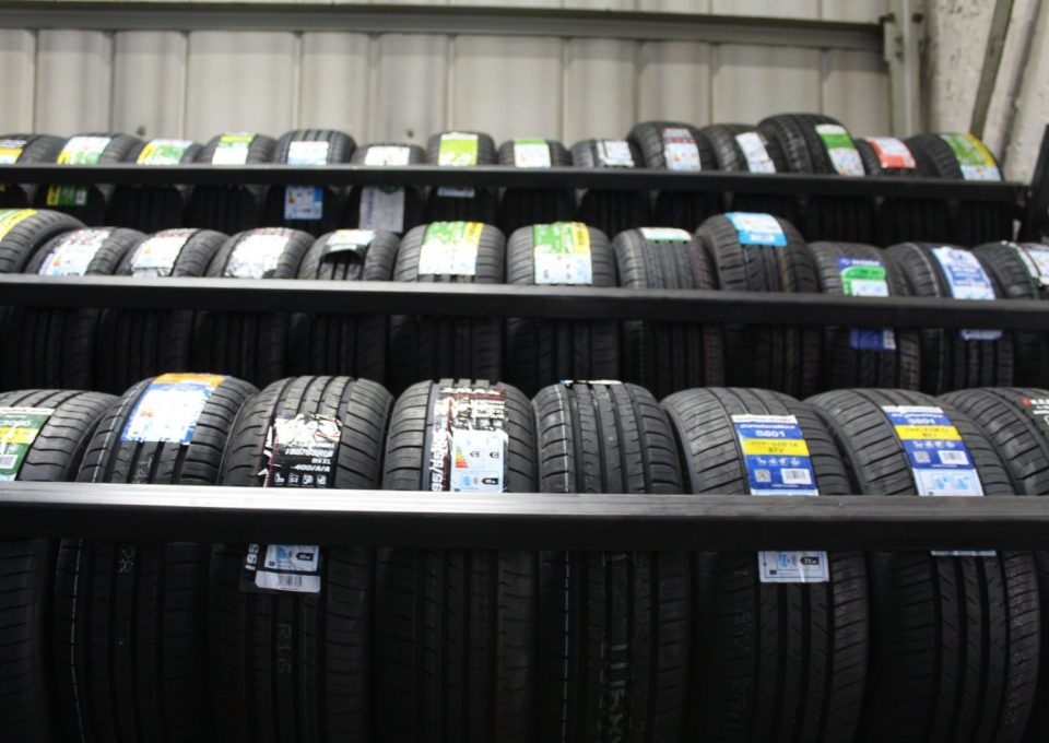Brand-New-Tyres-Molesey-min-scaled